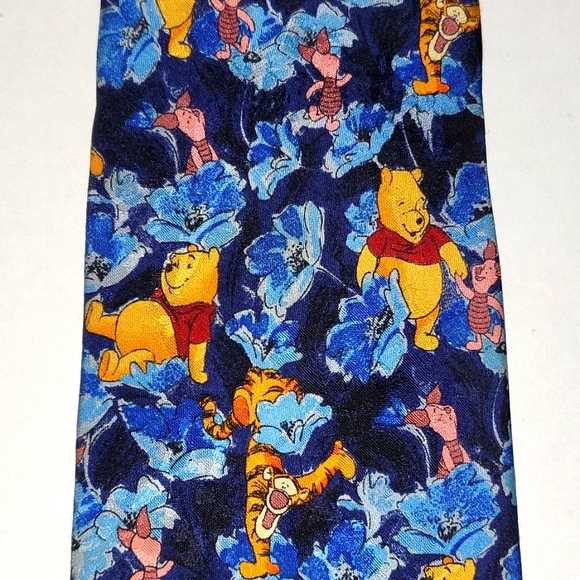 Disney Pooh Vintage Men's Tie - Picture 3 of 5